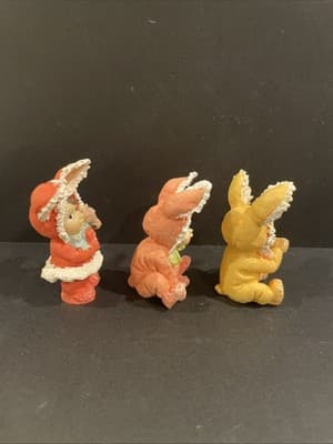 Lot Of 3 Bunny Suit Costume Girl 3" Figurines Holding Flowers Pink Yellow Ears - Thumbnail 3
