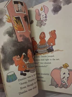 Disney's “Dumbo The Flying Elephant” Book - First American Edition - Thumbnail 10