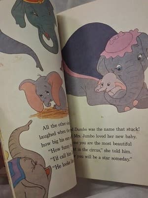 Disney's “Dumbo The Flying Elephant” Book - First American Edition - Thumbnail 12