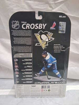 Sidney Crosby McFarlane NHL Pittsburg Penguins Winter Classic NIB (U3) - Thumbnail 2