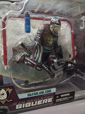 MCFARLANE HOCKEY SERIES 7 JEAN SEBASTIEN GIGUERE ANAHEIM PURPLE VARIANT FS - Thumbnail 3