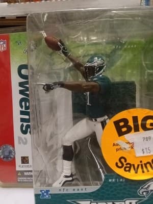 Philadelphia Eagles Terrell Owens 2004 McFarlane Series 10 - Thumbnail 2