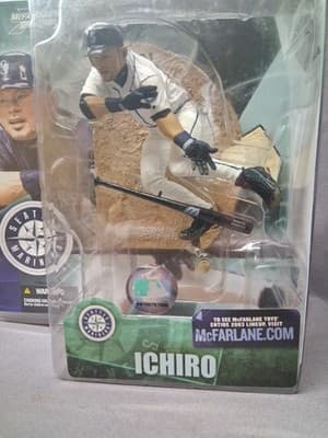 McFarlane MLB Series 4 Seattle Mariners Ichiro Suzuki Rare White Jersey Variant! - Thumbnail 2