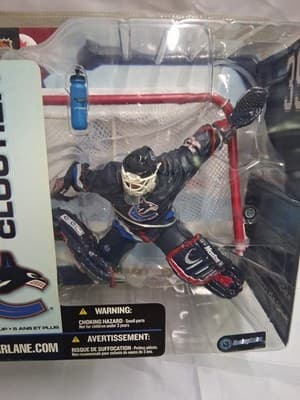 *NEW* Dan Cloutier Vancouver Canucks McFarlane New in Package NHL Series 5 - Thumbnail 2