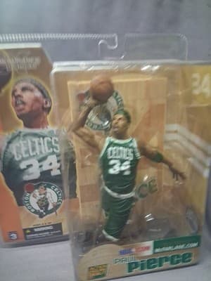 2003 Paul Pierce on Boston Celtics McFarlane Sports Picks NBA Series 3 Figure - Thumbnail 2