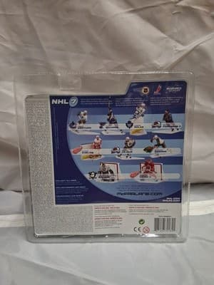 Peter Forsberg McFarlane NHL Action Figure Series 7 Colorado Avalanche - Thumbnail 2