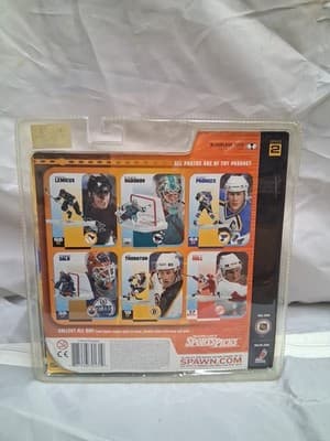McFarlane's Sportspicks Series 2 St. Louis Blues Chris Pronger - Thumbnail 2