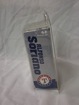 2005 ALFONSO SORIANO TEXAS RANGERS MCFARLANE CHASE VARIANT SERIES 11 - Thumbnail 3