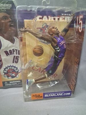 Sealed VINCE CARTER 2002 McFarlane NBA Basketball PURPLE VARIANT Series 1 Figure - Thumbnail 2