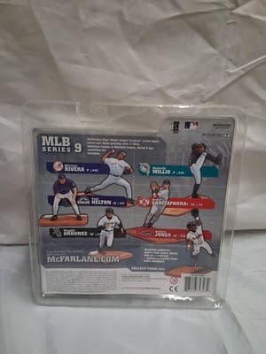 Mariano Rivera Action Figure MLB Series 9 McFarlane Toy New York Yankees - Thumbnail 2