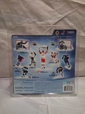 VARIANT Anson Carter - New York Rangers - blue jersey NHL series 6 McFarlane (4) - Thumbnail 2