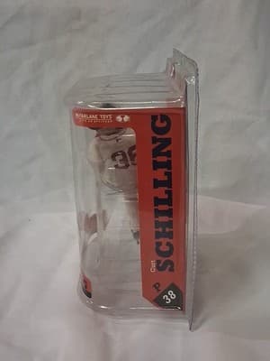 CURT SCHILLING RED SOX FIGURE NEW *RARE* - Thumbnail 3