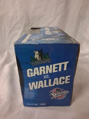 McFARLANE / NBA : *Kevin Garnett VS Ben Wallace* McFarlane - 2nd Edition. NEW - Thumbnail 10