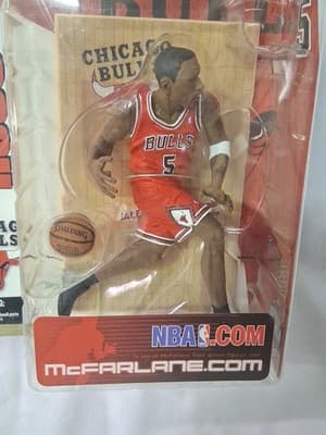 JALEN ROSE McFarlane Sportspicks NBA Series 4 Chicago Bulls Red Uniform NEW - Thumbnail 3