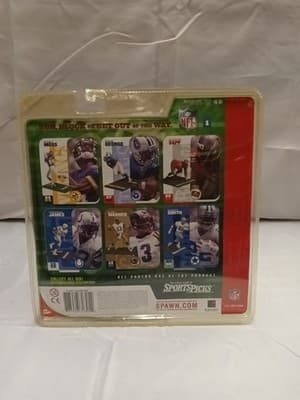 Kurt Warner Rams McFarlane NFL Figure Series 1 White Jersey Uniform New 2001 #13 - Thumbnail 4