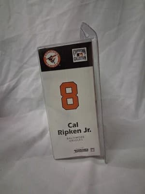 2005 MCFARLANE COOPERSTOWN COLLECTION SERIES 2 CAL RIPKEN JR. BALTIMORE ORIOLES - Thumbnail 3