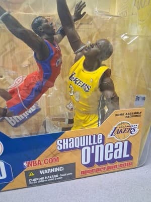 Shaquille O'Neal McFarlane Figures NBA Elton Brand 2004 All-Star Exclusive Toy - Thumbnail 4