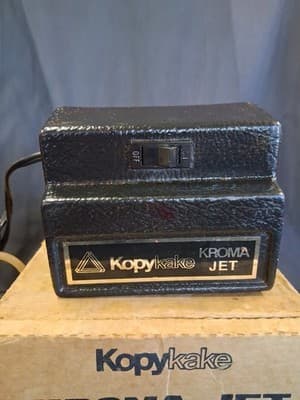Vintage Used Kroma Jet A-2000 Airbrush Unit by Kopykake Tested Works With Box - Thumbnail 3
