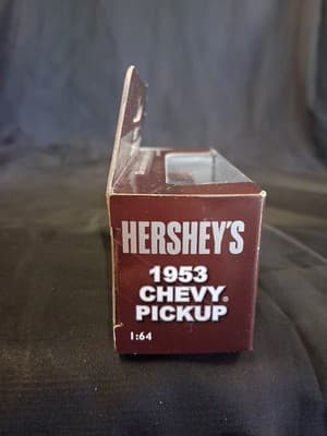 Hershey's 1953 Chevrolet Pick Up Truck 1:64 Brown Welly Die Cast Souvenir - Thumbnail 2