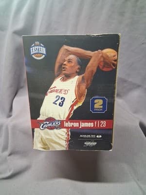 McFarlane Carmelo Anthony & Lebron James Figures NIB. New. Mcfarlane's Propicks - Thumbnail 5