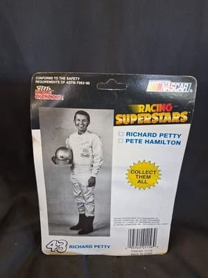 1991 Racing Champions Richard Petty #43 Plymouth Superbird 1/64 - Thumbnail 3