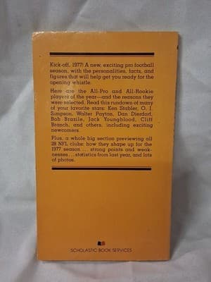 ALL-PRO FOOTBALL STARS 1977 by Jerry Brondfield (1977, Scholastic) PB Book - Thumbnail 2