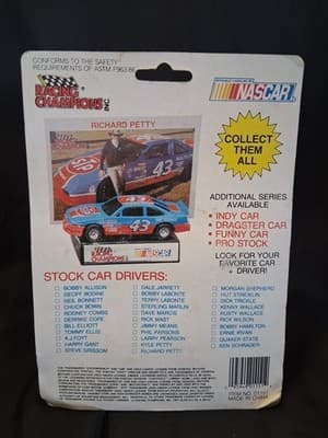 NASCAR STERLING MARLIN STOCK CAR WITH COLLECTORS CARD & DISPLAY STAND - Thumbnail 2