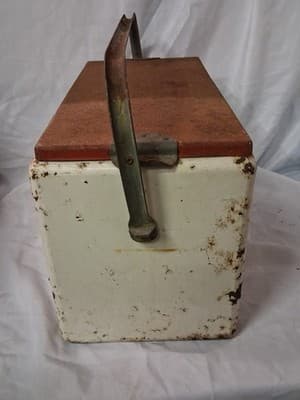 Vintage Cronstrom's Miller High Life Beer Metal Picnic Cooler Ice Chest 19" - Thumbnail 5
