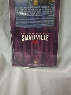 Smallville Complete Season 2 DVD Box Set WB 2004 New Sealed Superman TV - Thumbnail 5