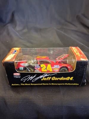 RCCA ACTION 1997 1/64 #24 JEFF GORDON JURASSIC PARK HOOD OPENING Monte Carlo NIB - Thumbnail 3