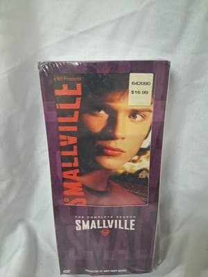 Smallville Complete Season 2 DVD Box Set WB 2004 New Sealed Superman TV - Thumbnail 2