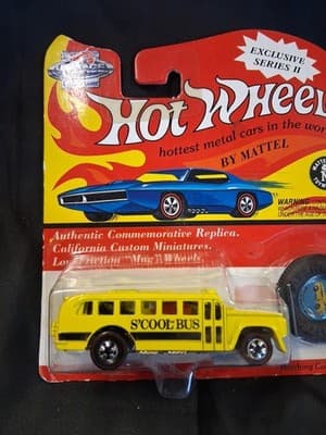 1993 Hot Wheels YELLOW S'COOL BUS Vintage Collection Exclusive II W/Button - Thumbnail 3