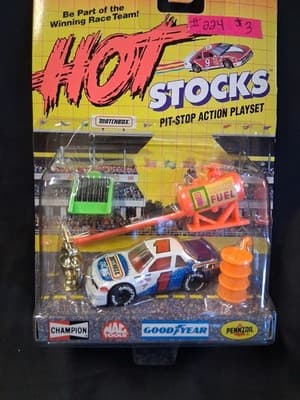 Matchbox - Hot Stocks Pit-Stop Action Playset - White Racing #1 - New on Card - Thumbnail 2