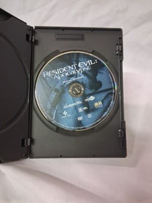 Resident Evil: Apocalypse (DVD, 2004, 2-Disc Set, Special Ed) Milla Jovovich - Thumbnail 4