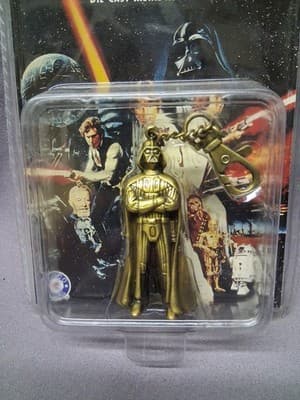 STAR WARS DARTH VADER Key Chain Die Cast Metal 3" Action Figure '96 Placo Sealed - Thumbnail 2