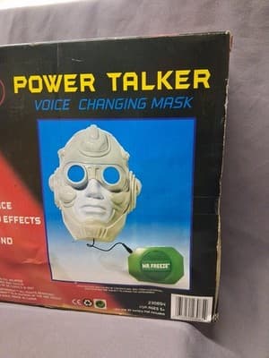 NEW SEALED 1997 BATMAN & ROBIN POWER TALKER MR FREEZE VOICE CHANGING MASK RARE!! - Thumbnail 6