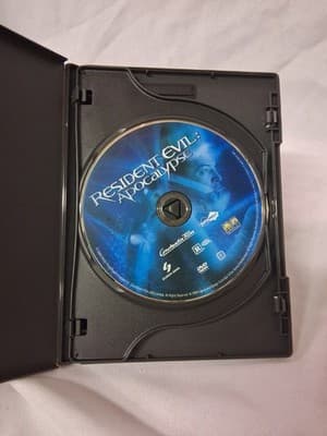 Resident Evil: Apocalypse (DVD, 2004, 2-Disc Set, Special Ed) Milla Jovovich - Thumbnail 3