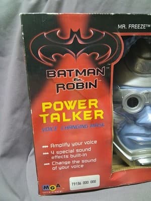 NEW SEALED 1997 BATMAN & ROBIN POWER TALKER MR FREEZE VOICE CHANGING MASK RARE!! - Thumbnail 3
