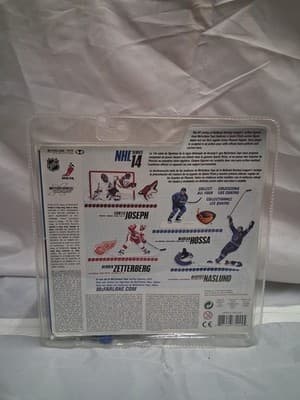 NHL Series 14 Markus Naslund Action Figure Vancouver Canucks #19 Red & Blue - Thumbnail 2