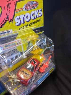 Matchbox - Hot Stocks Pit-Stop Action Playset - Matchbox Racing #7 - New on Card - Thumbnail 2