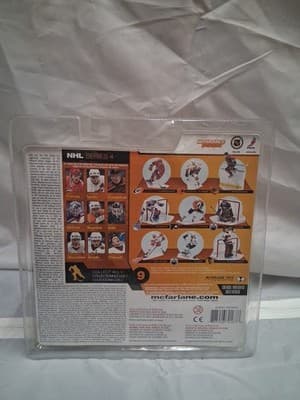 2002 MCFARLANE SPORTSPICKS NHL SERIES 4 JEREMY ROENICK, PHILADELPHIA FLYERS, NIB - Thumbnail 2