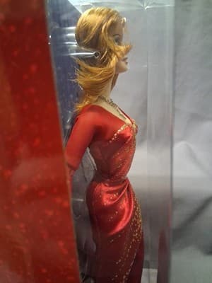 Barbie Collection Pink Label Reba McEntire Barbe "Fancy" Red Dress NEW IN BOX - Thumbnail 9