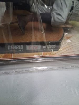 LOU GEHRIG New York Yankees COOPERSTOWN COLLECTION McFarlane Bronze #779/2000 - Thumbnail 4