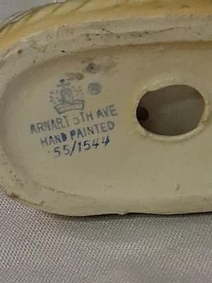 Vintage Arnart 5th Ave Hand Painted Figurine Music Time numbered 55/1544 - Thumbnail 10