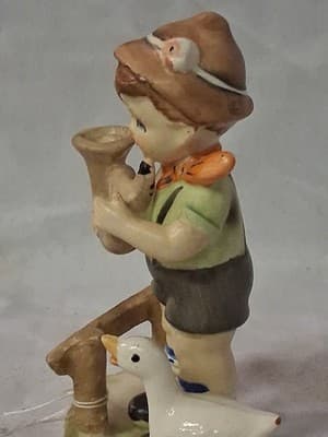 Vintage Arnart 5th Ave Hand Painted Figurine Music Time numbered 55/1544 - Thumbnail 7