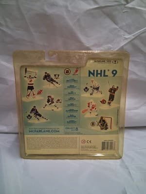 NHL Sports Picks Series 9 Daniel Alfredsson Action Figure [Black Jersey] - Thumbnail 2