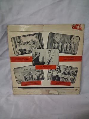 Vintage 45 rpm Vinyl Record Walt Disney's Mickey Mouse Club March 1955 - Thumbnail 4