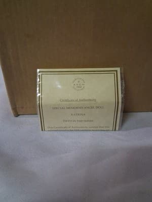 Vtg Avon Katrina Angel Doll Porcelain Special Memories W/ Wings Stand & CoA NIB - Thumbnail 6