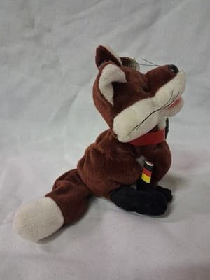 Coca-Cola International Bean Bag Plush - #230 Germany Fannie Fox 1999 - Thumbnail 4