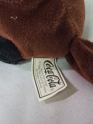 Coca-Cola International Bean Bag Plush - #230 Germany Fannie Fox 1999 - Thumbnail 6
